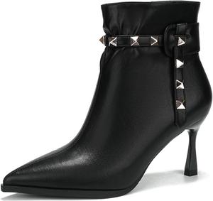 Сексуальные ботильоны на каблуке-кисточке для женщин, кожаные, с острым носком, внутренней молнией, низким шпилькой, зимние и осенние короткие ботинки для платья с модным ремнем с заклепками для повседневной работы MELGONMG, Black