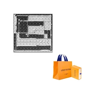 LOUIS VUITTON Шелковый шарф Monogram Confidential Mulberry, Black