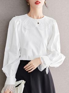 Женская блузка с вышивкой в виде фестончатого края Doux Belle, цвет White