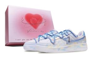 XTEP Air Force One противоскользящие износостойкие низкие скейтерские кроссовки унисекс светло-голубые в специальной коробке, цвет Light Blue Special Shoe Box