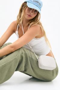 Базовая сумка через плечо Pull And Bear, экрю