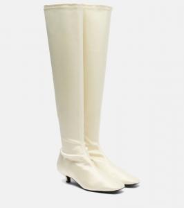 Атласные сапоги до колена Toteme, Milk