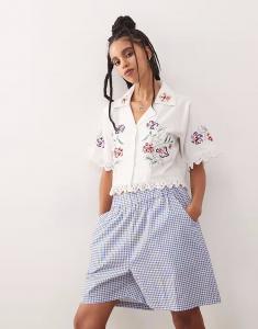 Рубашка Reclaimed Vintage с короткими рукавами и вышивкой