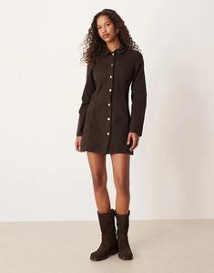 Джинсовое мини-платье с длинными рукавами и расклешенной юбкой ASOS DESIGN шоколадного цвета