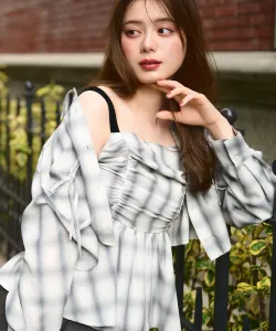 Топ-майка в клетку с градиентным переходом цвета Jill By Jill Stuart, цвет Gray 1