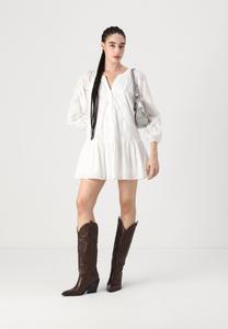 Повседневное платье American Eagle, белый