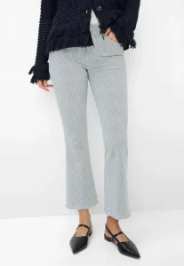 Стиль шакиры: расклешенные джинсы Brax, Clean Light Blue