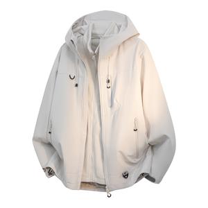 Куртка Unisex Hooded Moderate Workwear WARRIOR, экрю[comes with diy badge]