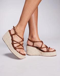 Туфли-танкетка SIMMI Shoes Belise бежевого цвета