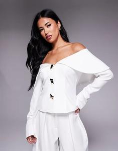 Блейзер с открытыми плечами ASOS LUXE с золотой фурнитурой цвета слоновой кости