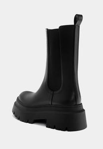 Ботильоны на платформе DISTRESSED CHUNKY PULL&BEAR, черный
