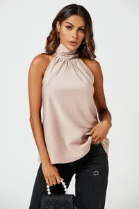 Светло-коричневый атласный топ с завязками на спине и воротником-халтером FS Collection, коричневый