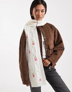 Шарф Miss Selfridge с вышивкой в ​​виде косичек кремового цвета