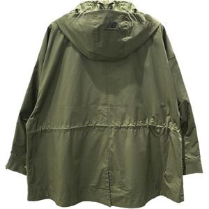 Тренчкот женский хаки New Balance