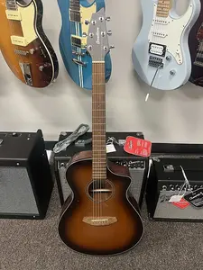 Breedlove ECO Discovery S Concert CE, красное дерево с градиентной окраской, с чехлом