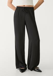 Брюки FLOWING Stradivarius, черный