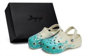 Crocs Классические сабо на платформе 811, производство Encounter Live, специальные женские сабо из коробки для обуви, цвет "костяной белый" Tiffany