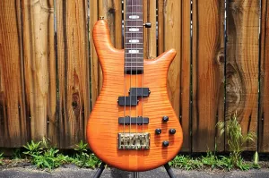 Электрический бас-гитар Spector Euro4DWAMREL Doug Wimbish Amber Aged Finish 4-струнный с чехлом (2025)
