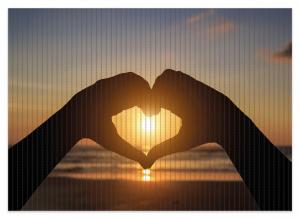 Коврик для душа Wallario, нескользящий коврик, коврик для ванной, коврик для двери, любовь в самом сердце солнца - пляж и море, размер ок. 70 х 50 см, коричневый