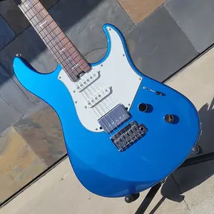 Yamaha Pacifica Standard Plus Sparkle Blue