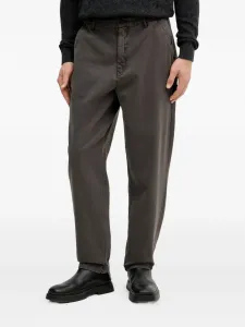 Брюки с накладными карманами Barbour, серый