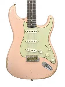 Fender Custom Shop Masterbuilt 1963 Stratocaster Relic от Денниса Галушки в цвете Shell Pink