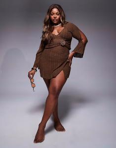 Платье мини с глубоким вырезом Curve Raffi от ASOS DESIGN темно-коричневого цвета ASOS Curve