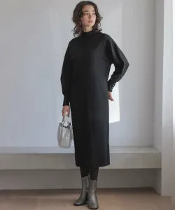 Гладкое эластичное трикотажное платье Suite, цвет Black [005]