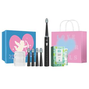 Электрическая зубная щетка AUX