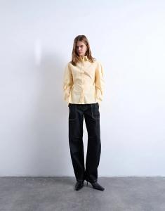 Джинсы Topshop Utility с карманами и бочкообразным кроем, черного цвета