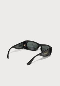 Солнцезащитные очки Versace, черный