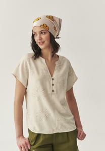 Блуза SARITA TATUUM, кремовый