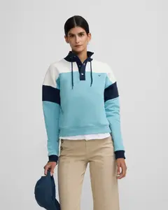 Женская толстовка триколор с воротником и синими пуговицами Silbon