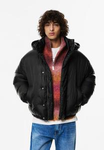 Куртка PULL&BEAR Winter jacket, Black