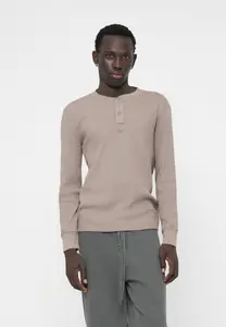 Топ Hollister Co. THERMAL HENLEY, Brown