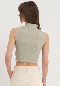 Топ Even&Odd, светло-зеленый