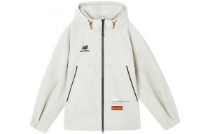 Куртка женская белая New Balance