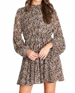 Длинное платье с длинными рукавами и застежкой на пуговицы в коричневом цвете SHE + SKY