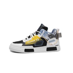 King Jinmai Скользоустойчивые мужские скейтерские кроссовки мид-топ бело-черные, цвет White Black