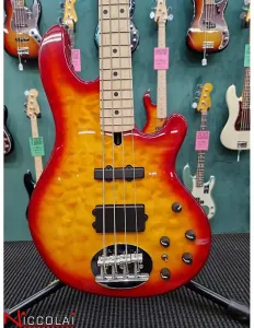 Lakland Skyline 44-02 Deluxe Cherry Sunburst