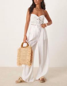 Рассказал Широкие брюки белого цвета Narrated