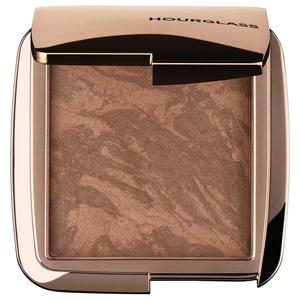 Бронзер ambient lighting Hourglass, radiant bronze light, вес 11 гр.