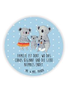 Mr. & Mrs. Panda Магнит с изображением семьи коал и надписью, выполненный в пастельно-голубом цвете