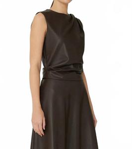 Топ без рукавов Mina черного цвета Js70, черный