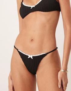 Плавки бикини Wild Lovers Sandy с контрастными оборками черного и белого цвета