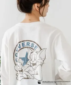 Футболка с длинными рукавами, созданная в сотрудничестве CONVERSE и (W)TOM AND JERRY.