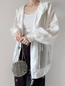 Парка большого размера из прозрачной ткани, прозрачная