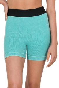 Не просто базовые бесшовные шорты Ice Blue ZENANA