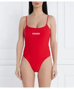 Купальник тоже Hugo Bodywear, красный