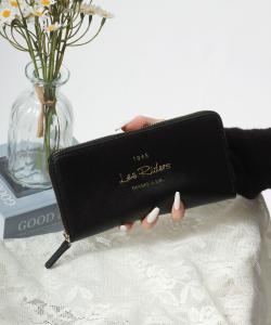 Длинный женский кошелек Lee с круглой застежкой-молнией, из искусственной кожи, с металлическим логотипом и отделкой из искусственной кожи.